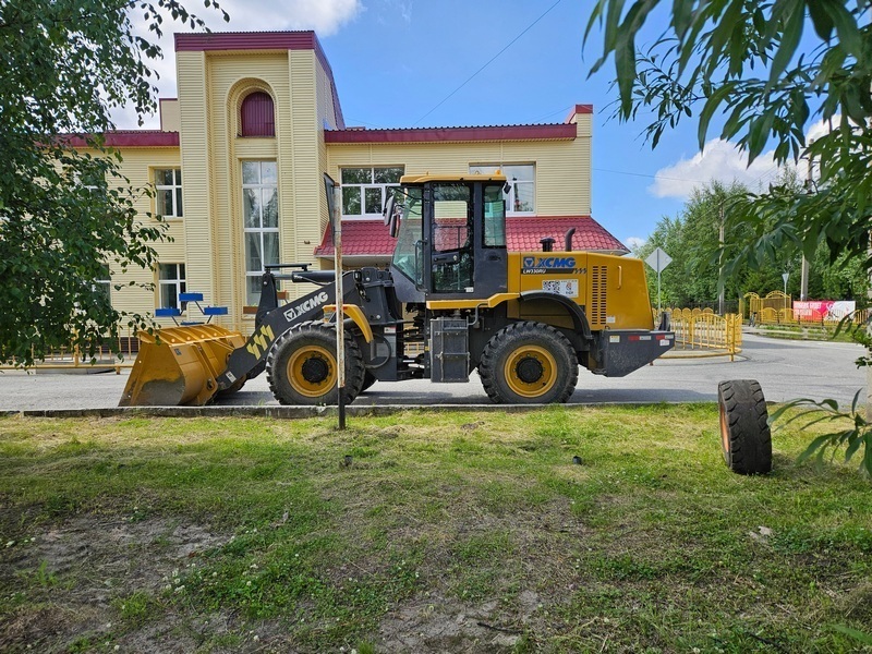 Начались работы по Скверу Памяти..